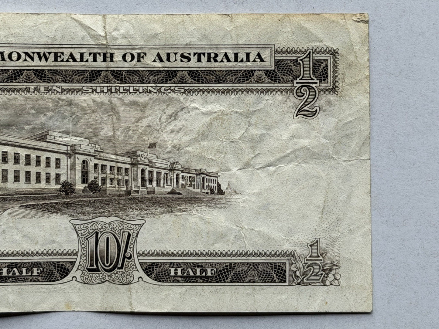 Commonwealth Australia 1961 10/- Ten Shillings Coombs/Wilson Paper Banknote VF