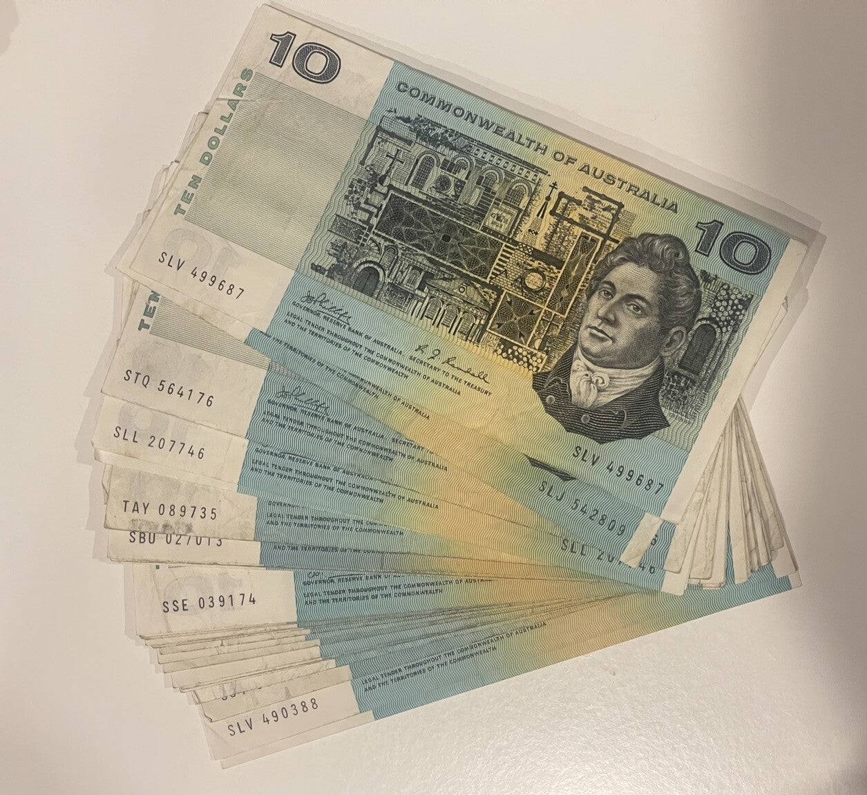 Commonwealth Of Australian $10 Ten & $20 Twenty Dollar Paper ONE OF EACH Circ 💸