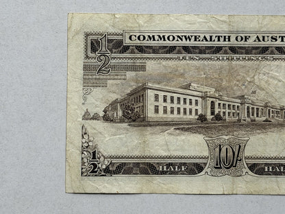 Commonwealth Australia 1961 10/- Ten Shillings Coombs/Wilson Paper Banknote VF