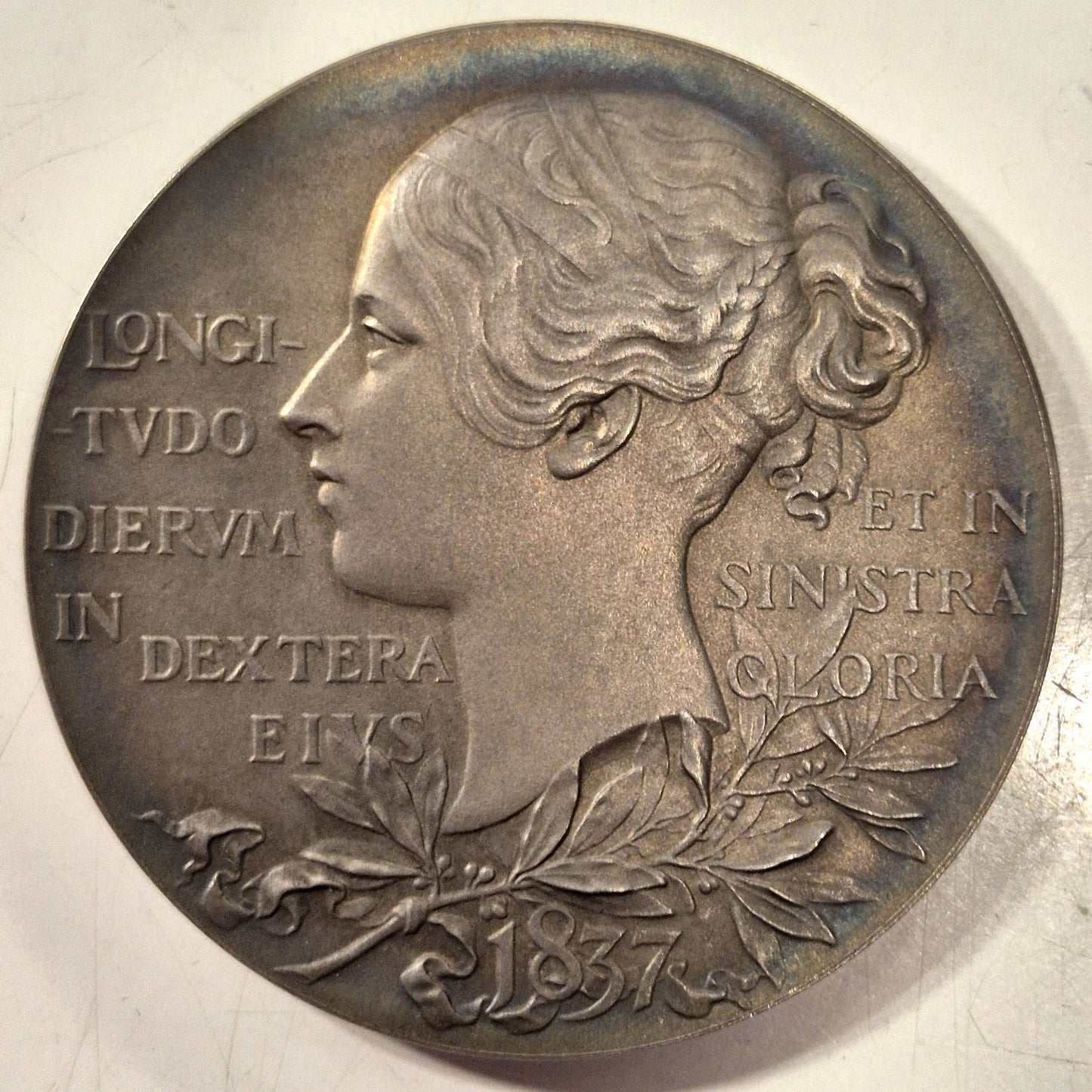 UK GB 1897 Victoria Diamond Jubilee 55mm Silver Royal Mint Medal Choice Unc