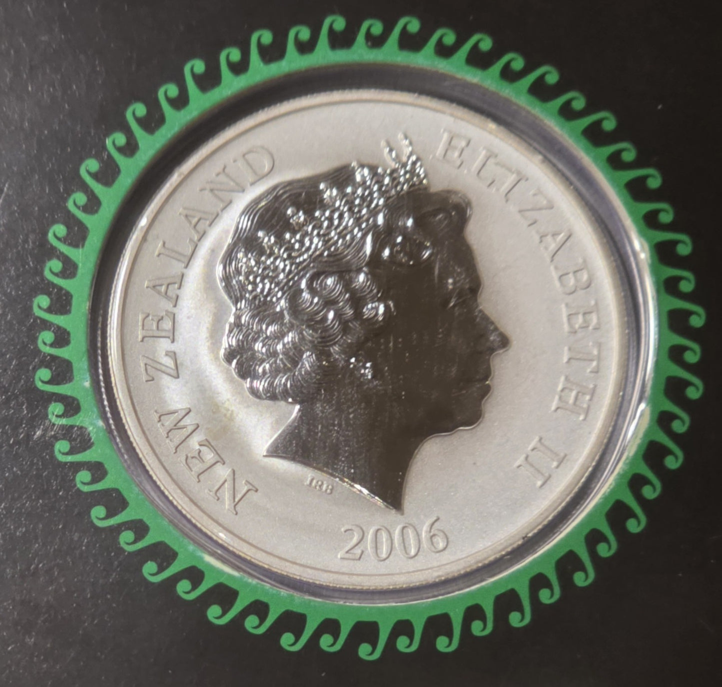 New Zealand 2006 Silver Dollar North Island Brown Kiwi 1oz 999 Silver Coin (NZ2006)