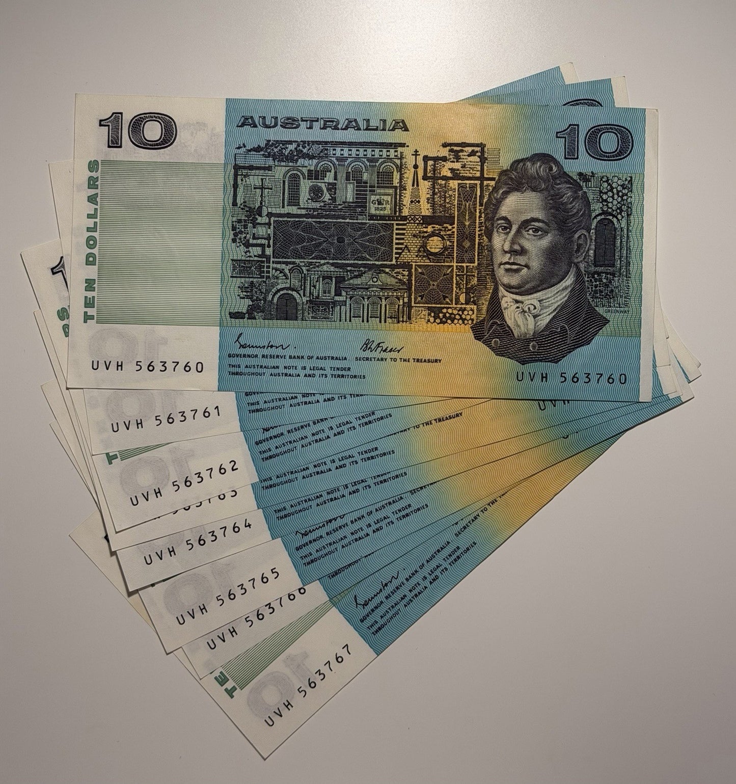 Consecutive Pair UNC Australia 1991 $10 Dollars Johnston/ Fraser Paper Banknote