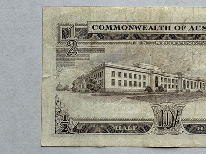 Commonwealth Australia 1961 10/- Ten Shillings Coombs/Wilson Paper Banknote VF