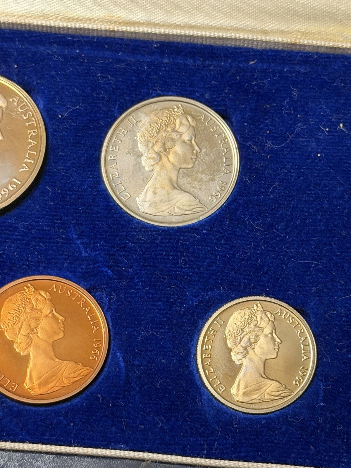 Australia 1966 Round Fifty Cents 50c Proof Set In Blue Case First Year Issue