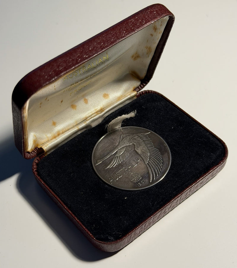 Australia 1967 Proof Pattern Swan Dollar w Case Silver Medallion Mintage 750