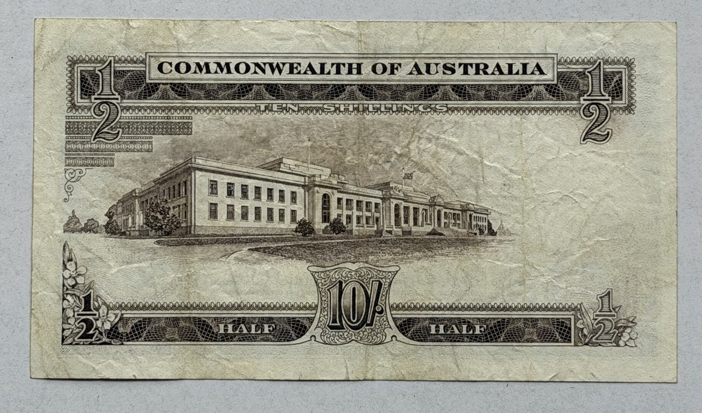 Commonwealth Australia 1961 10/- Ten Shillings Coombs/Wilson Paper Banknote VF