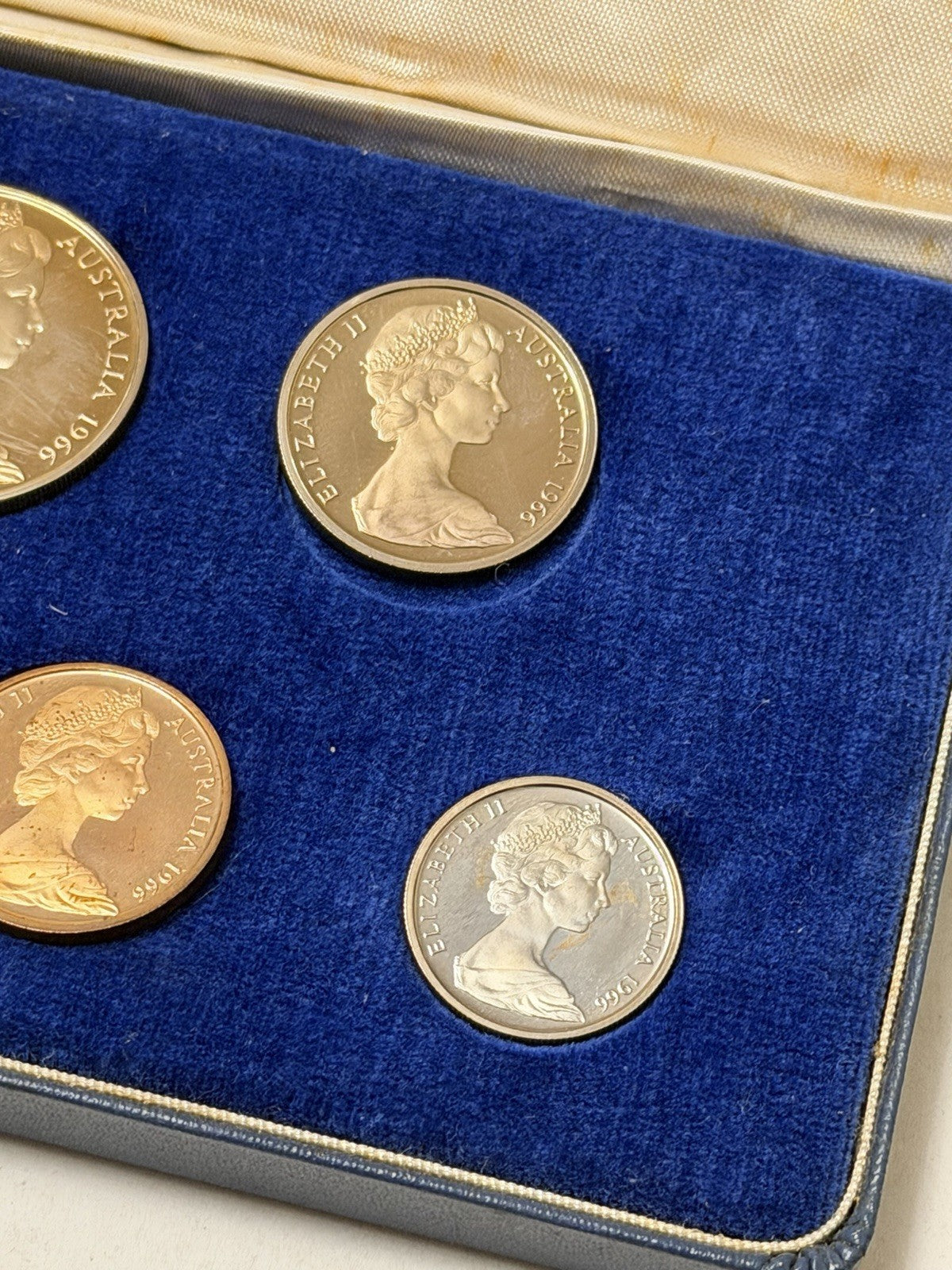 Australia 1966 Round Fifty Cents 50c Proof Set In Blue Case First Year Issue