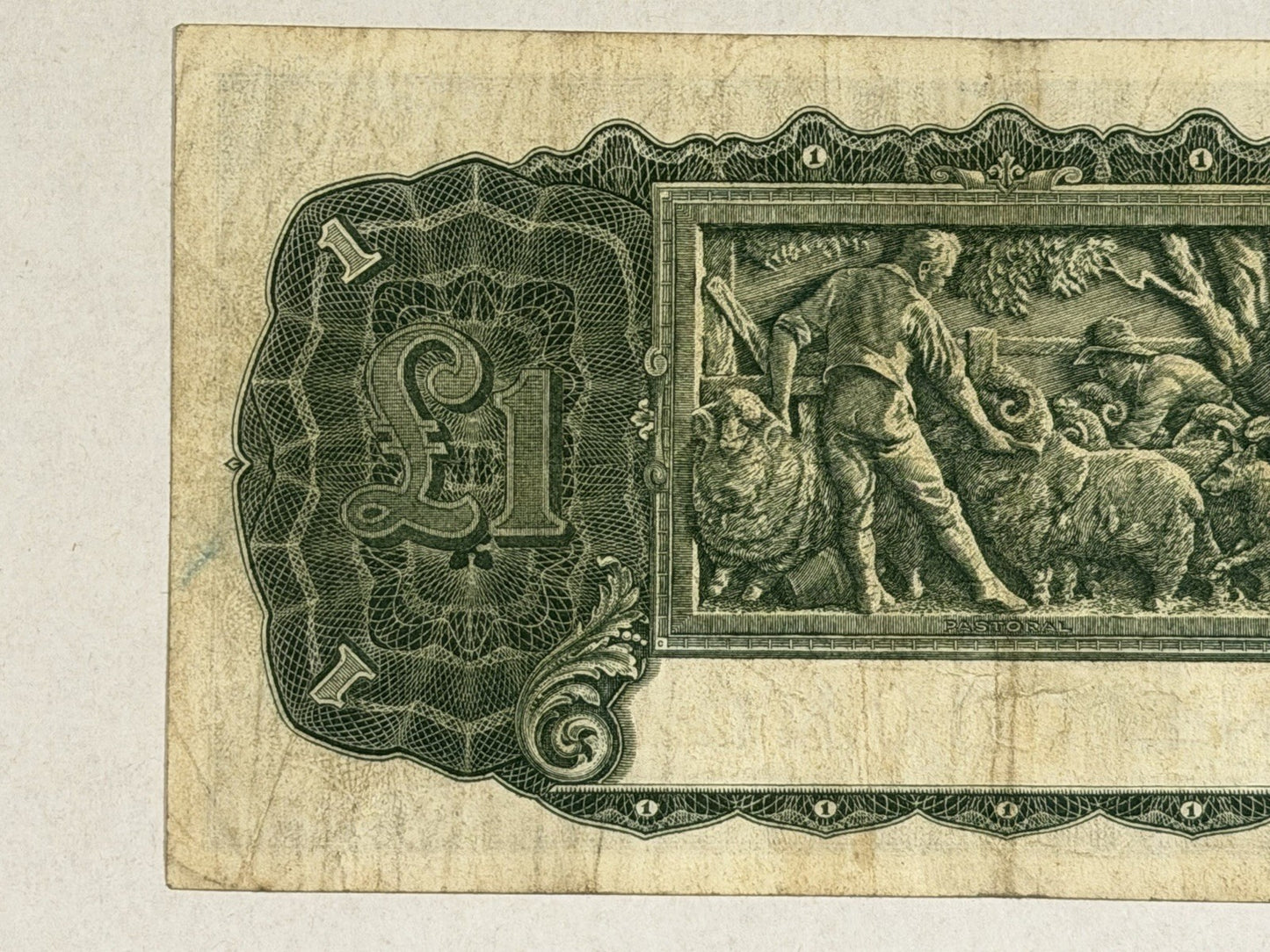 Commonwealth of Australia 1942 £1 One Pound Armitage/McFarlane Paper Banknote VF