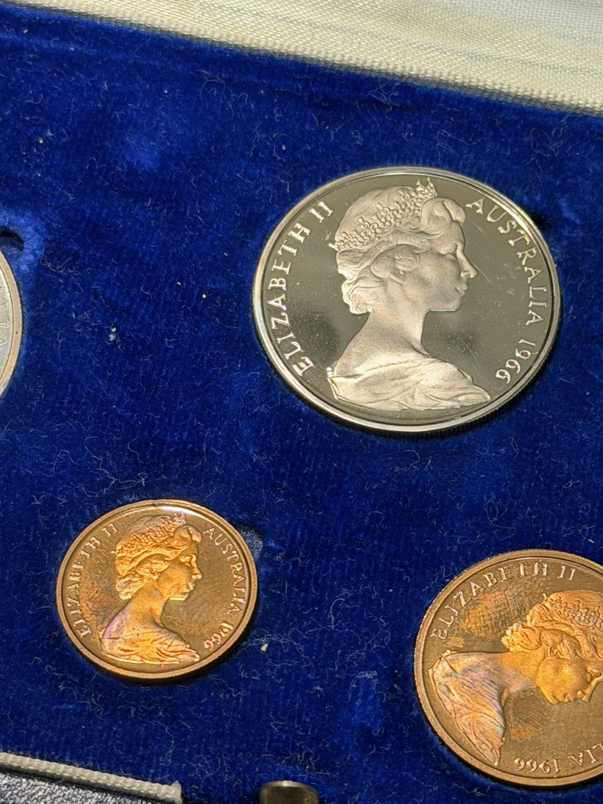 Australia 1966 Round Fifty Cents 50c Proof Set In Blue Case First Year Issue