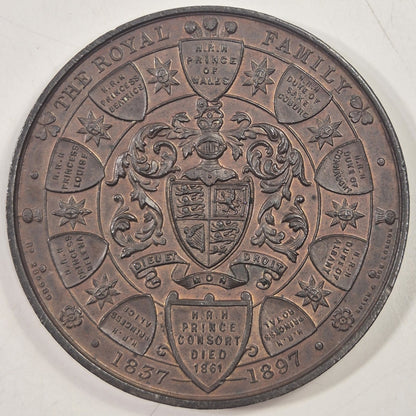 UK 1897 Queen Victoria The Royal Family 51mm Copper Medal BHM 3512 By Bowcher