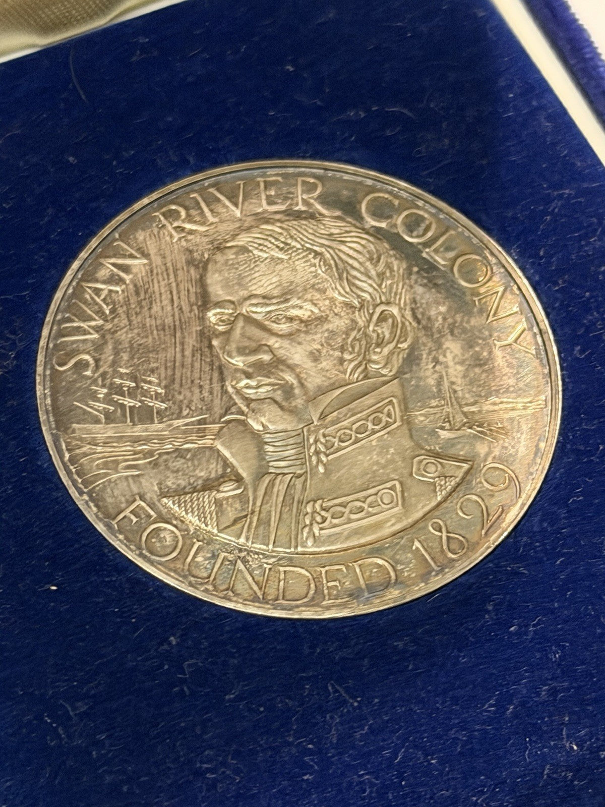 Perth Mint 1979 999 Silver Vintage Medallion 150th Anniversary Settlement