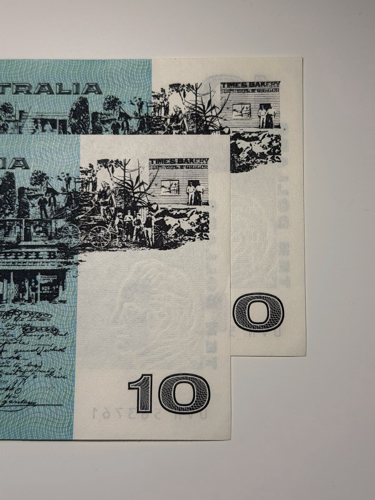 Consecutive Pair UNC Australia 1991 $10 Dollars Johnston/ Fraser Paper Banknote