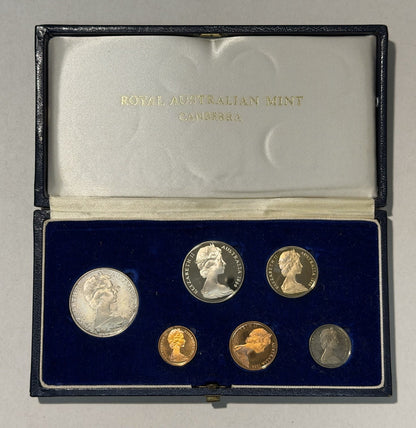 Australia 1966 Round Fifty Cents 50c Proof Set In Blue Case First Year Issue