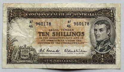 Commonwealth Australia 1961 10/- Ten Shillings Coombs/Wilson Paper Banknote VF