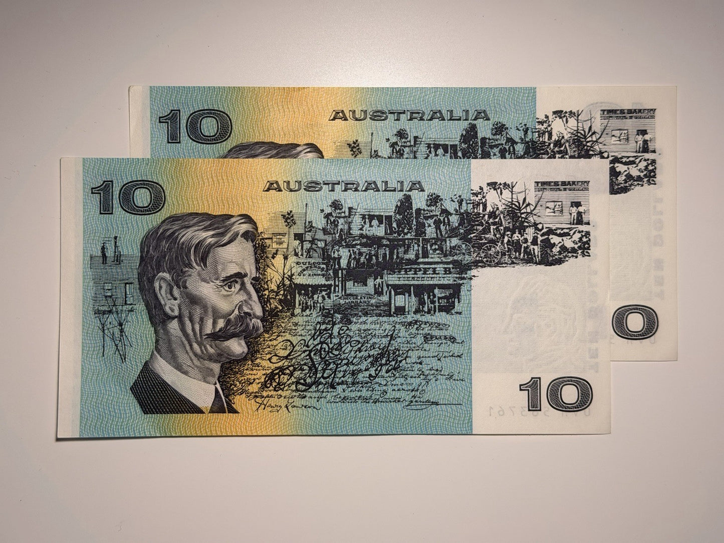 Consecutive Pair UNC Australia 1991 $10 Dollars Johnston/ Fraser Paper Banknote