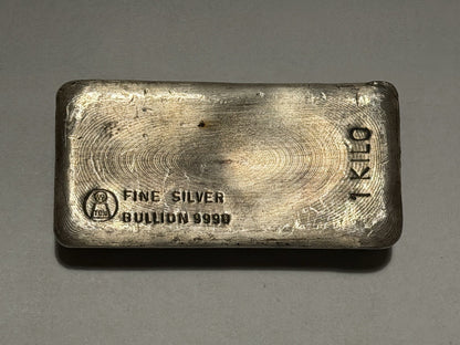 Australia Vintage 1kg 9998 Fine Silver Harrington Bullion Bar w/ Pour Lines