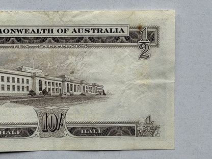 Commonwealth Australia 1961 10/- Ten Shillings Coombs/Wilson Paper Banknote VF