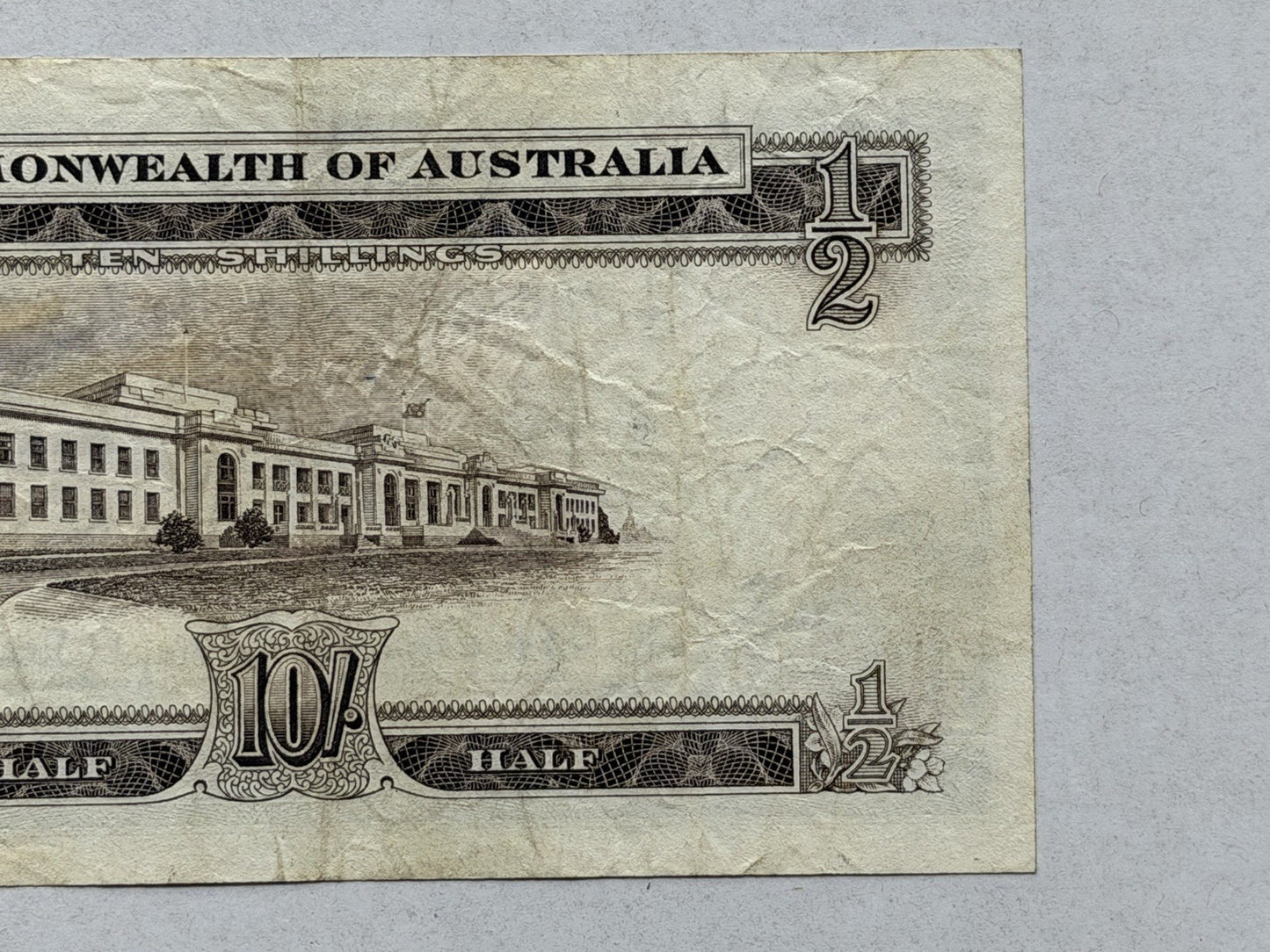 Commonwealth Australia 1961 10/- Ten Shillings Coombs/Wilson Paper Banknote VF