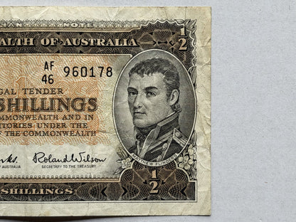 Commonwealth Australia 1961 10/- Ten Shillings Coombs/Wilson Paper Banknote VF