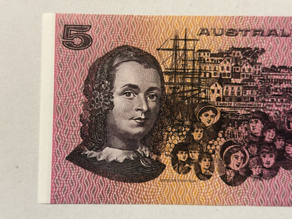 1x 1976 Australian Paper $5 Five Dollar Note Gothic Knight/ Wheeler from Bundle