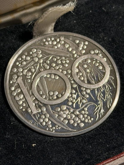 Australia 1967 Proof Pattern Swan Dollar w Case Silver Medallion Mintage 750