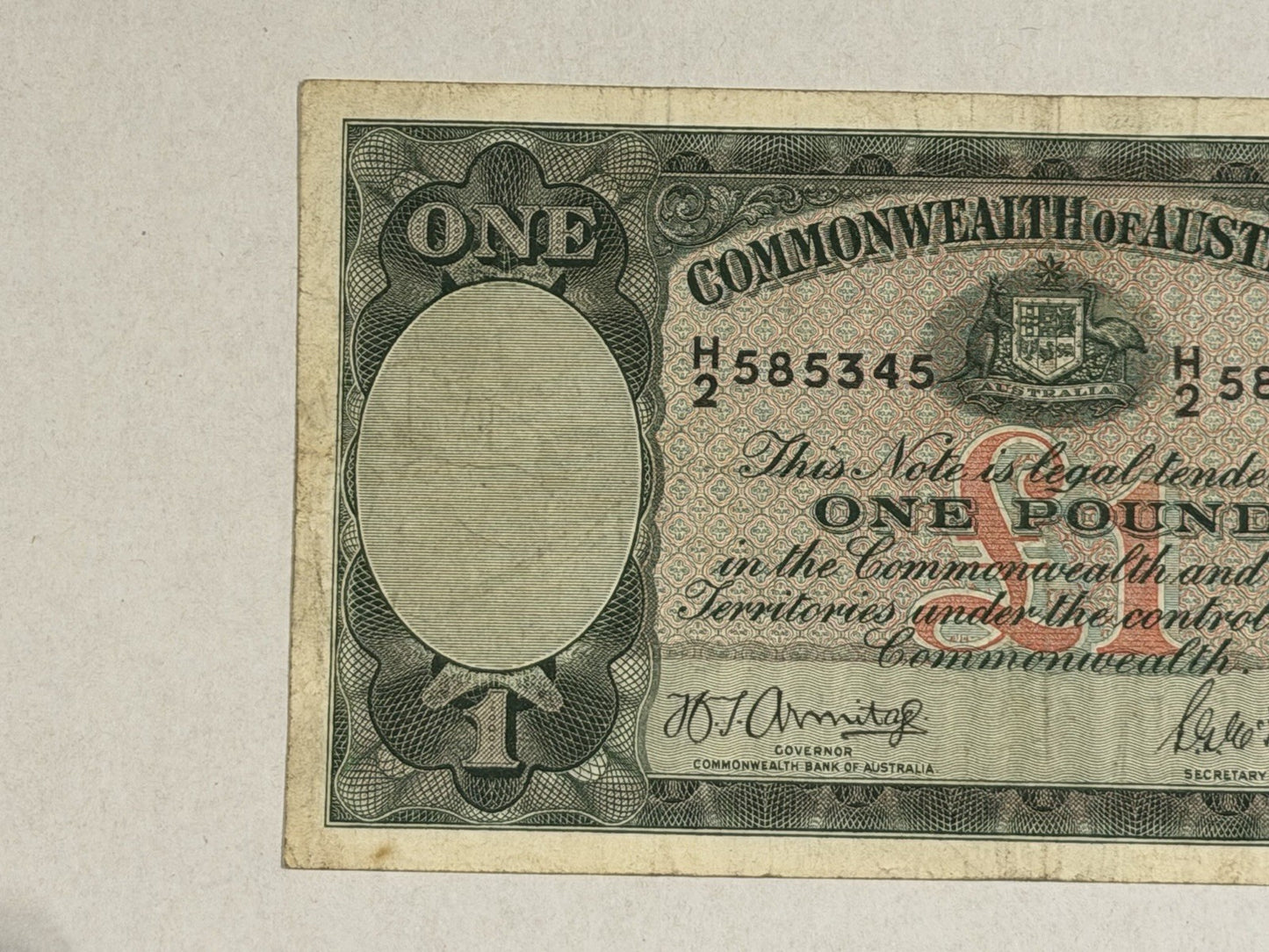 Commonwealth of Australia 1942 £1 One Pound Armitage/McFarlane Paper Banknote VF