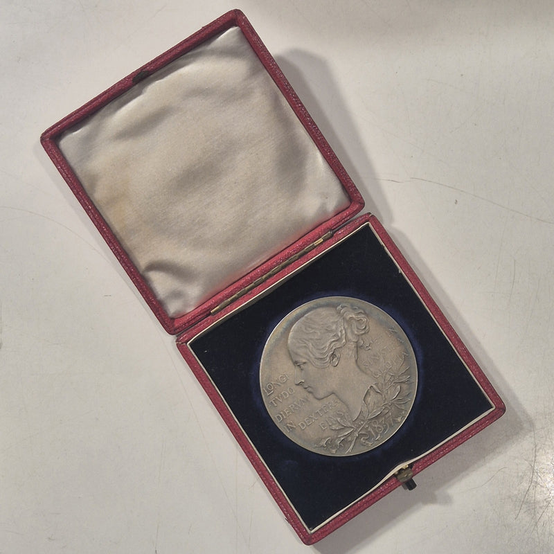 UK GB 1897 Victoria Diamond Jubilee 55mm Silver Royal Mint Medal Choice Unc