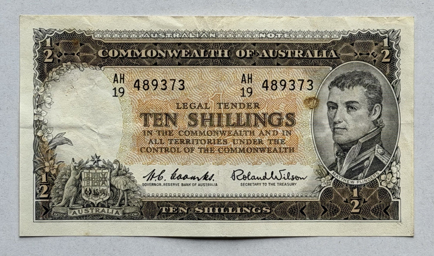 Commonwealth Australia 1961 10/- Ten Shillings Coombs/Wilson Paper Banknote VF