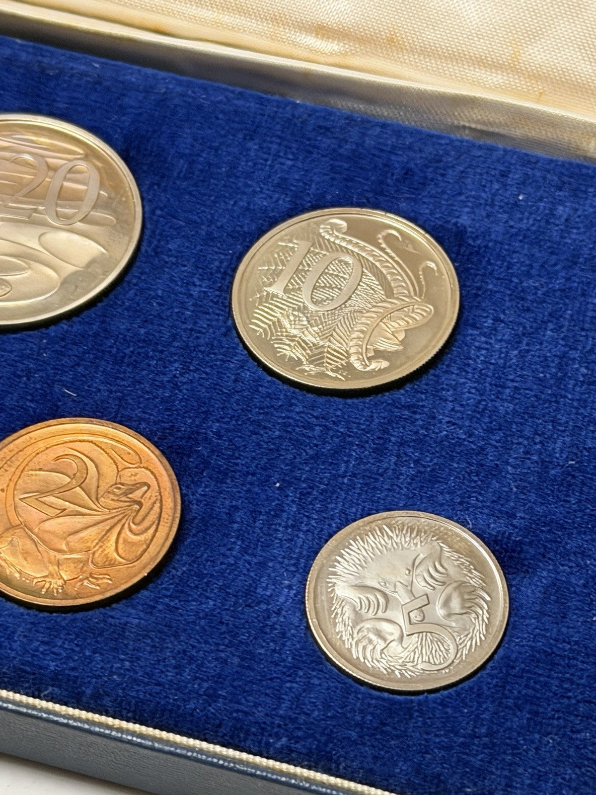 Australia 1966 Round Fifty Cents 50c Proof Set In Blue Case First Year Issue