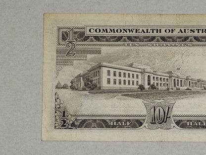 Commonwealth Australia 1961 10/- Ten Shillings Coombs/Wilson Paper Banknote VF