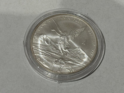 Mexico 2011 Libertad 1oz Onza Ley 999 Silver Plata Pura Coin